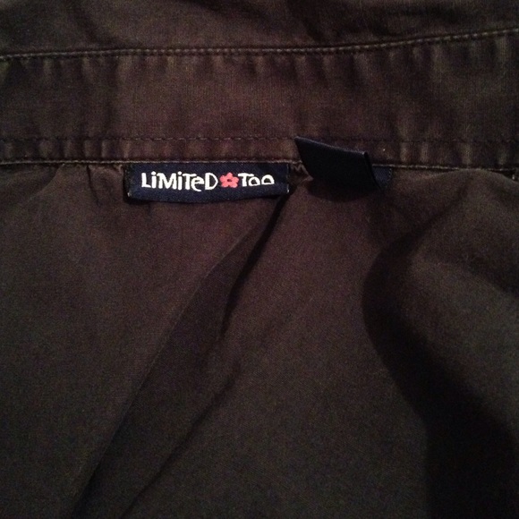 Button up blouse - Picture 2 of 2