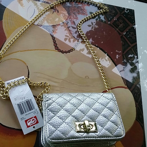 Hold Small Quilted Silver Metalic Cross body