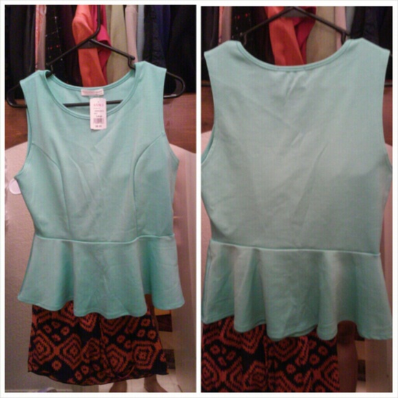 *SOLD!!*Tiffany blue peplum top