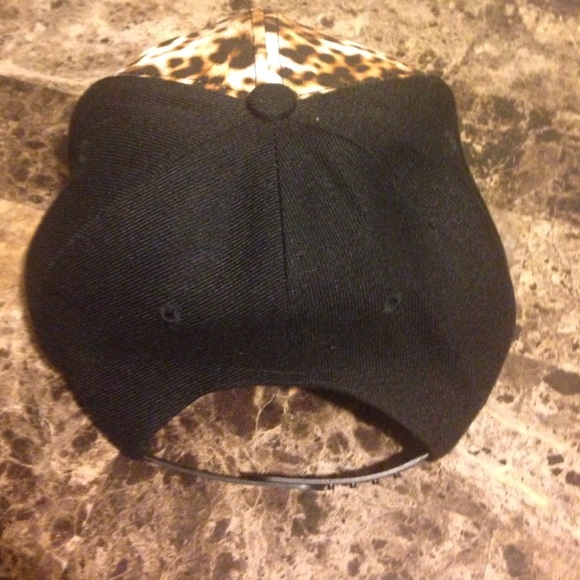 Fun hat - Picture 2 of 2