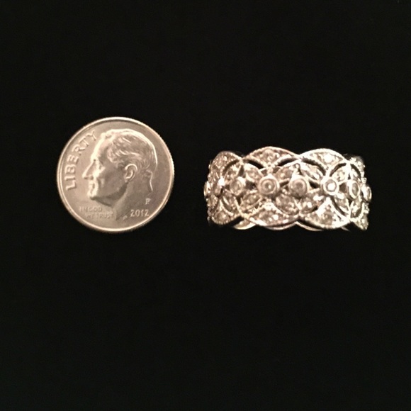 ⛔️SOLD⛔️ ... CZ & Silver Filigree Eternity Band - Picture 3 of 4