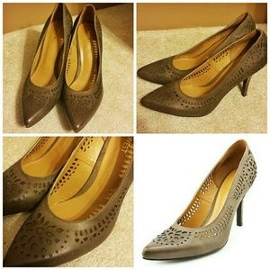 Reduced!!Nine West Grazia Dark Brown Leather Pumps