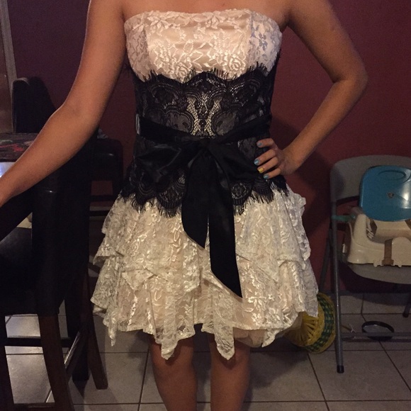 Homecoming dress - Picture 1 of 1