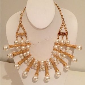 Gold and Pearl Necklace
