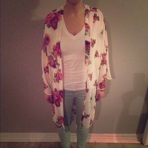 Rose floral kimono