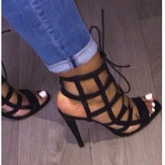 ‼️SOLD‼️Zara sandals - Picture 3 of 3