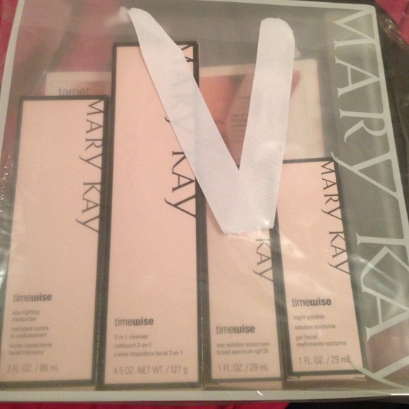 Timewise Skincare set for Combination Skin