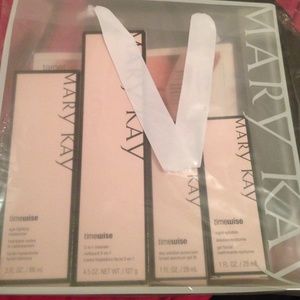 Timewise Skincare set for Combination Skin