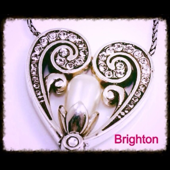 BRIGHTON REVERSIBLE PEARL NECKLACE, STUNNING💐