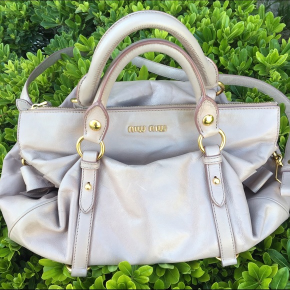 Miu Miu Handbags - SALE🎀MIU MIU🎀 Signa. Lamb Skin Bow Satchel Large
