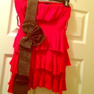 Flowy strapless shirt