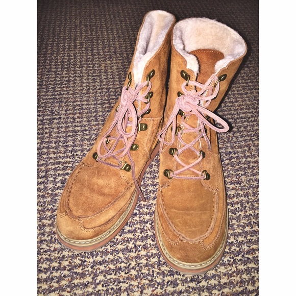 ALDO Salquero Lace Up Boot size 8.5 (fits 8 too)