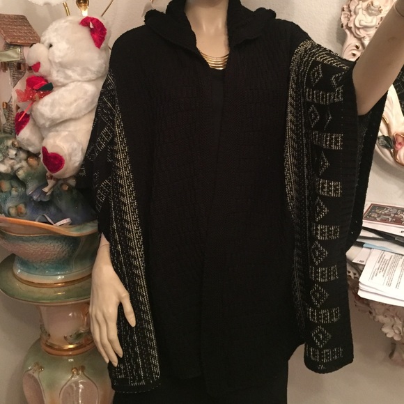 Urban Outfitters Hooded Kimono Poncho - Picture 4 of 4