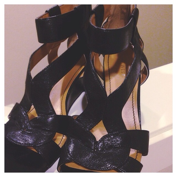 Nine West Black Leather Wedge Sandal