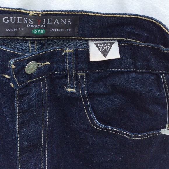 NWT GUESS BLUE JEAN CARGO SHORTS - Picture 3 of 4
