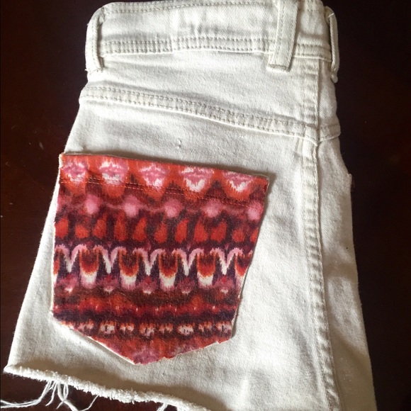 Handmade highwastsd vintage Aztec boho shorts - Picture 4 of 4