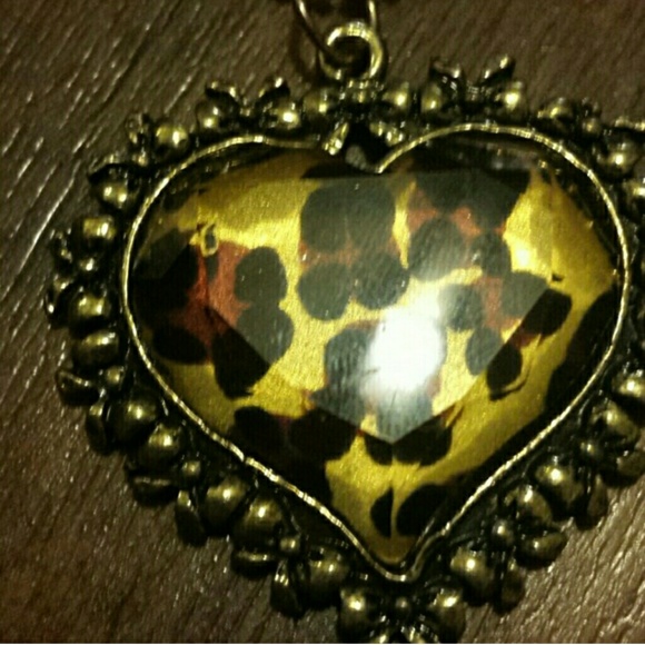 Betsey Johnson leopard heart pendant necklace