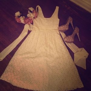 Lace white spring dress