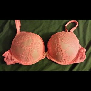 Body by victorias secret bra...38d peach