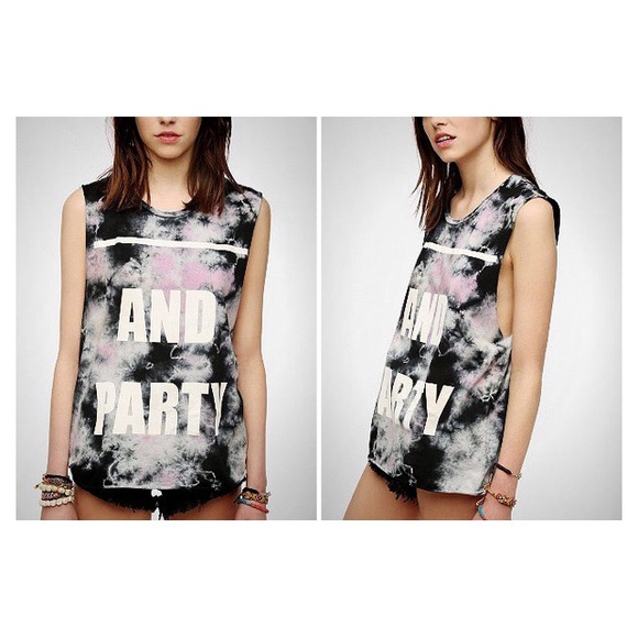 "And party" tie dye tank