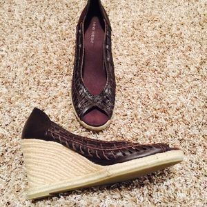 Nine West Wedges- leather!