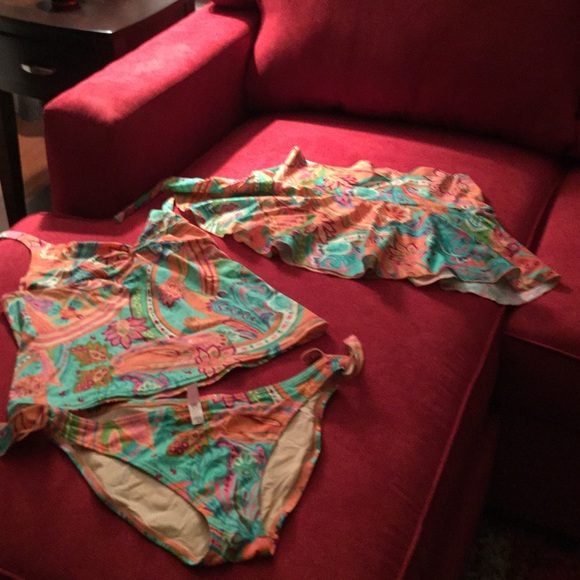 VS Three piece swim suit