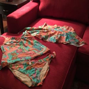 VS Three piece swim suit