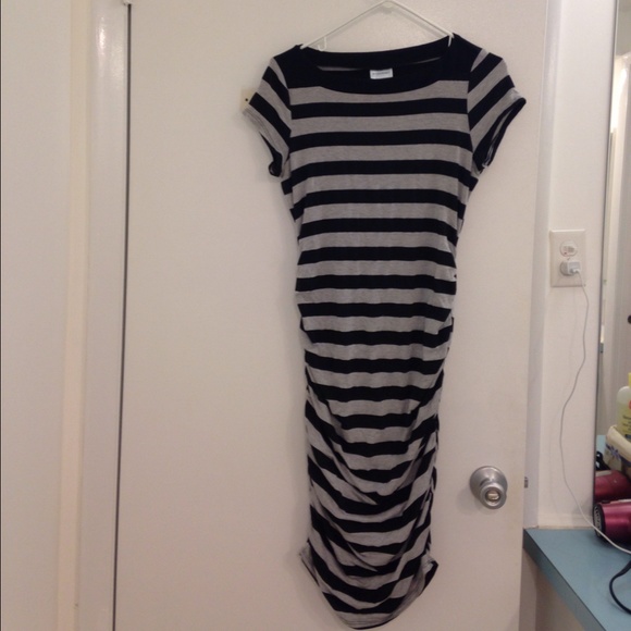 Motherhood Short sleeve black grey stripe dress