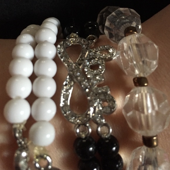 Bracelet Set🎉 - Picture 2 of 4