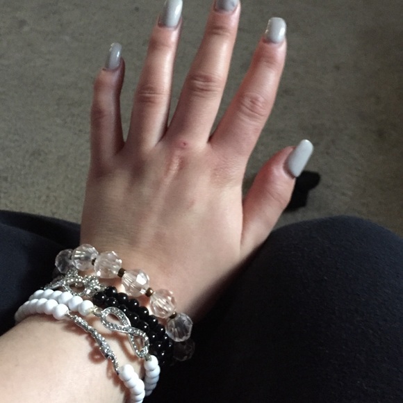 Bracelet Set🎉 - Picture 4 of 4