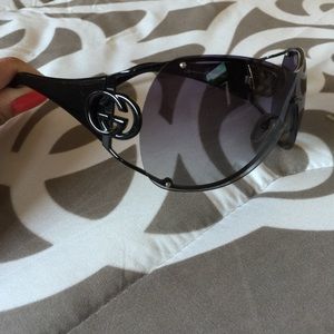 ️GUCCI sunglasses
