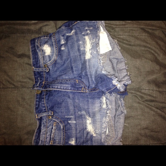High rise shorts - Picture 1 of 3
