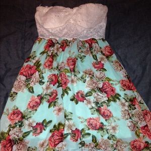Cute flow dress!