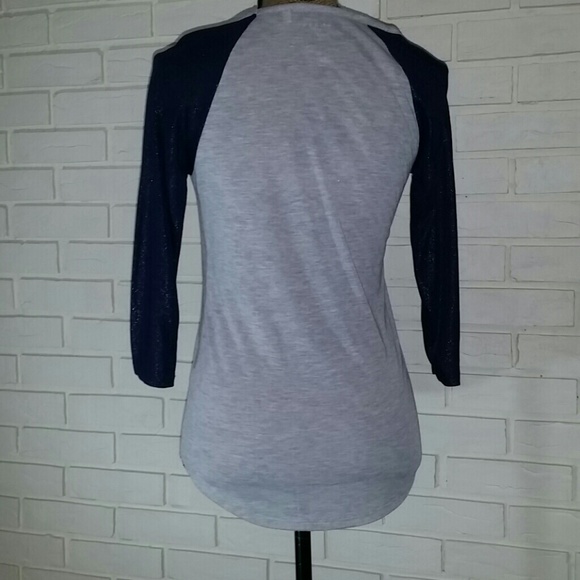 GUESS Top - Picture 4 of 4