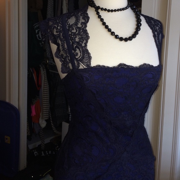 Gorgeous stretch lace dress