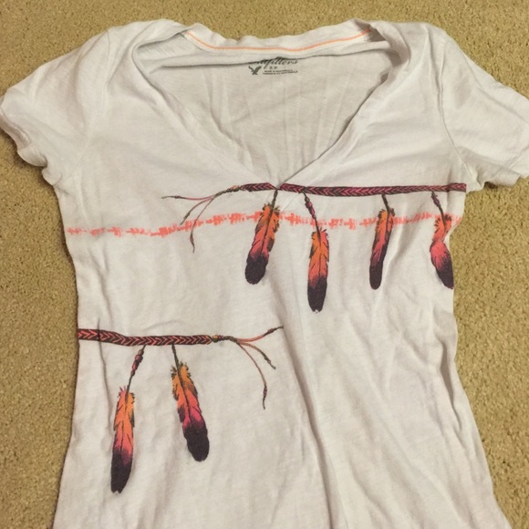 feather tee