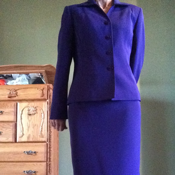 Purple dress suit set