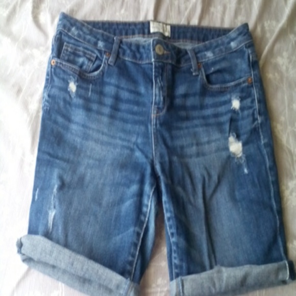 Short - Picture 1 of 1