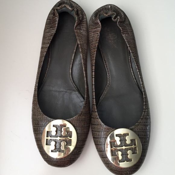 Tory Burch Reva Snake Skin Flats in size 8.