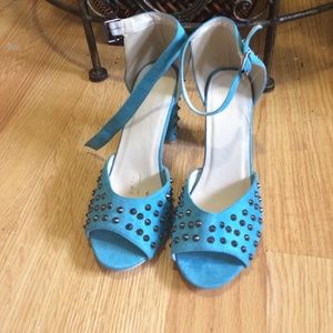 Turquoise studded sandal