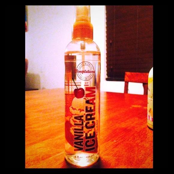 Bath & body works temptations vanilla ice cream ❤️