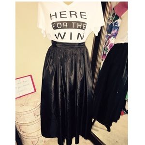 Skirts - Size 8 Black midi skirt with tulle lining Skirts - Size 8 Black midi skirt with tulle lining