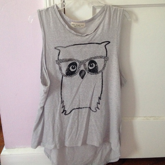 HIGH-LOW MUSCLE TEE