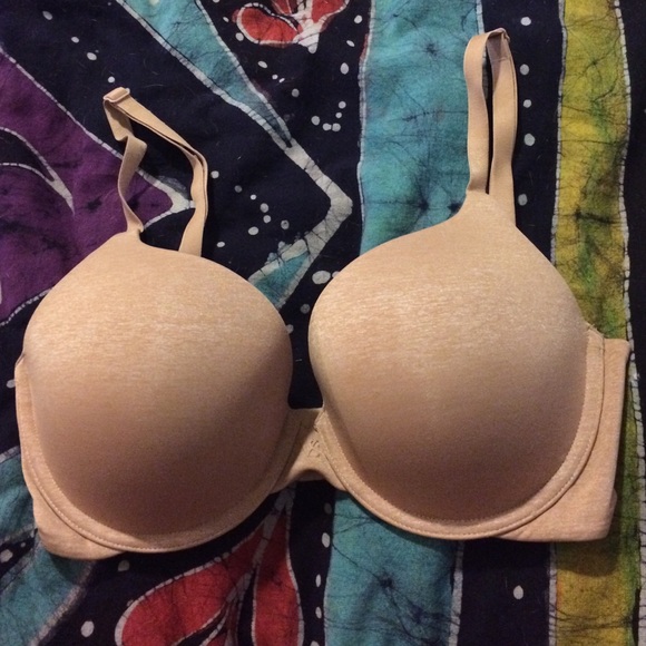 Victoria's Secret perfect shape tee shirt bra