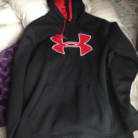under armour sweatshirt