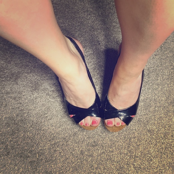 Black Aldo heels size 9 silver embellishment