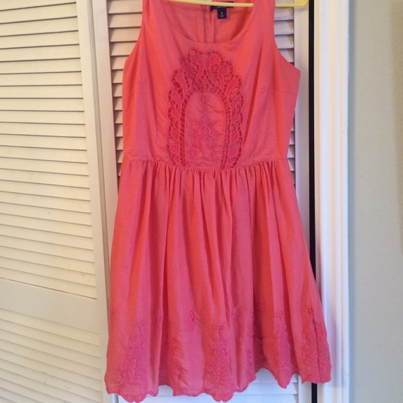 Coral dress 😍😍