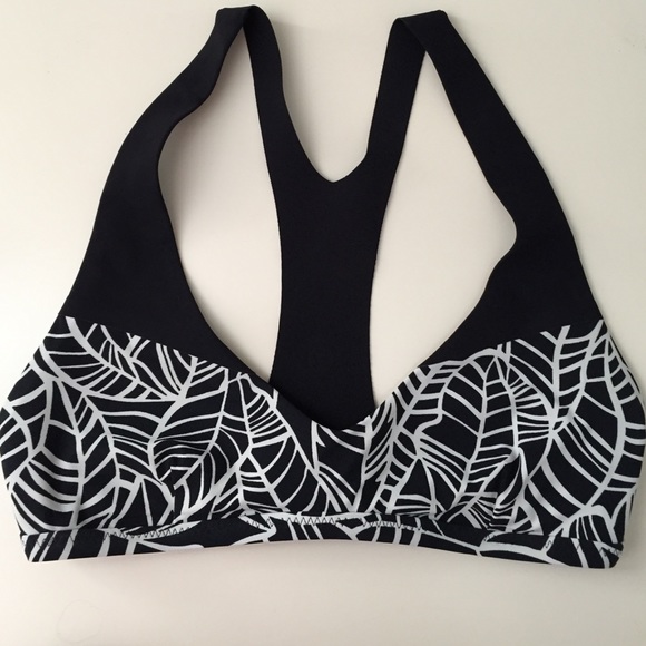 Lululemon Bathing Suit Shanti Sport Top Size 4