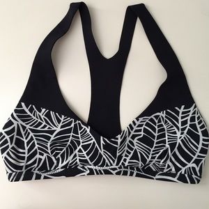 Lululemon Bathing Suit Shanti Sport Top Size 4