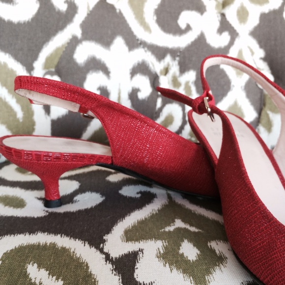 SOLD: Privately - Picture 4 of 6